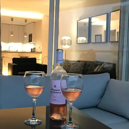 Modern Marina Fantastic Apartment Estepona