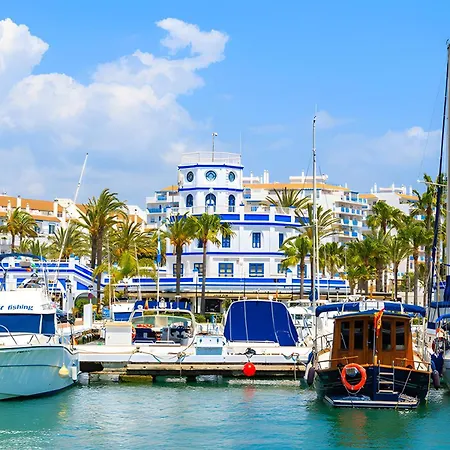 Modern Marina Fantastic Apartment